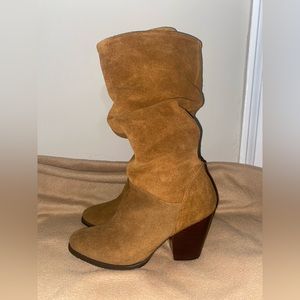 Mid-Calf leather boots 🤎 Size 7/7.5!